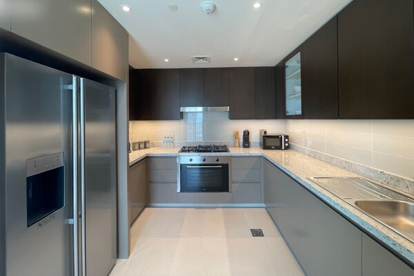 Luxury 4 Bedrooms Overlooking The Burj Khalifa With Timeless Decoration - Paju-si