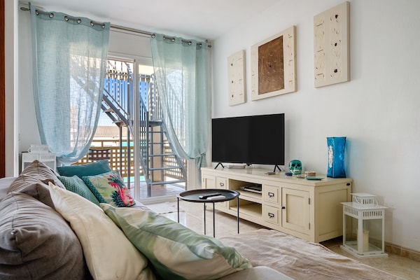 Apartment 'Atico Pepe Y Rosi' With Sea View, Wi-fi And Air Conditioning - Vilanova i la Geltrú