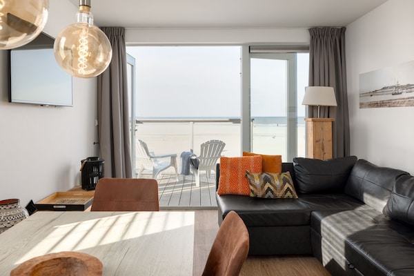 Beach House In Una Location Da Sogno; Sulla Spiaggia Del Mare Del Nord - Hoek van Holland