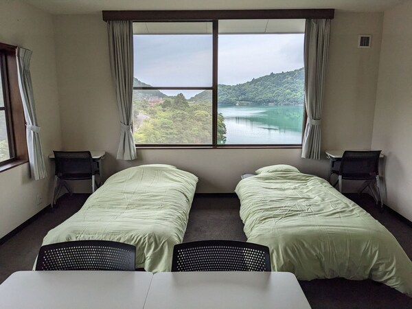 Corner Room | Western Style 4 Beds | Lake View Stay Without Meals / Unzen Nagasaki - 운젠시
