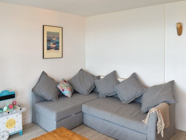 2 Bedroom Accommodation In Margate - Broadstairs