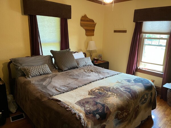3 Bedroom Historic House For Eaa Airventure Oshkosh - Oshkosh, WI