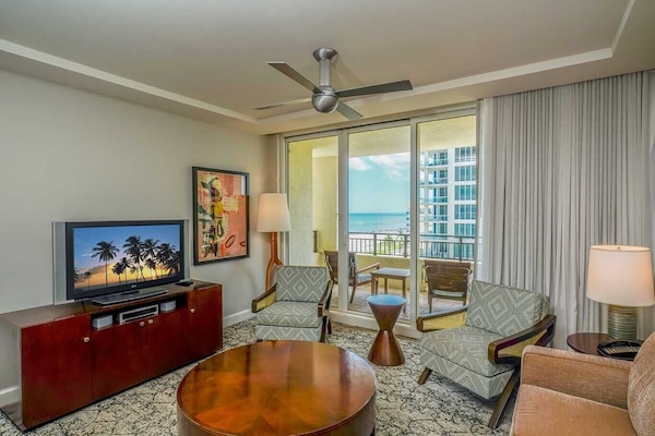 Palm Beach Singer Island Resort & Spa Luxury Suites 2\/2 Ocean View - Palm Beach Gardens, FL