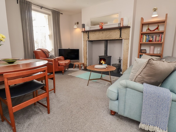 White Feathers, Pet Friendly, Country Holiday Cottage In Alnwick - Craster
