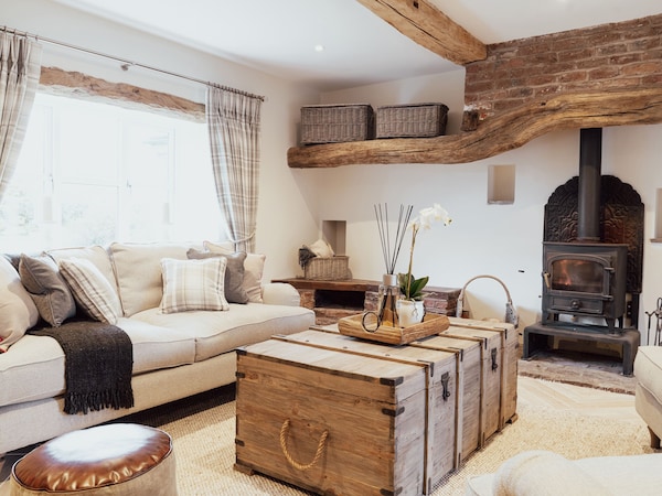 Stag Cottage, Family Friendly In Sutton Near Macclesfield - Macclesfield, UK