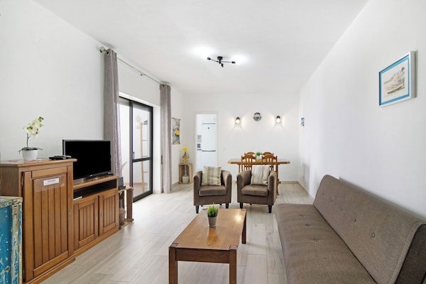 Appartement 'Dalia's House' Met Gedeeld Zwembad, Gedeelde Tuin En Wi-fi - Porches
