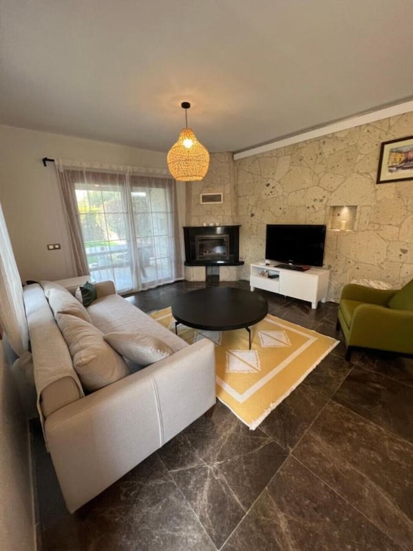 Look No Further! You've Found It! Villa Nar - Ilıca