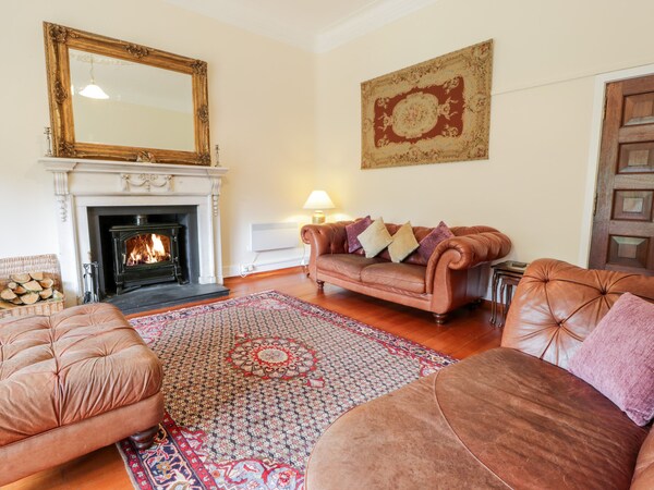Apartment 2, Family Friendly, Character Holiday Cottage In Buchlyvie - Aberfoyle