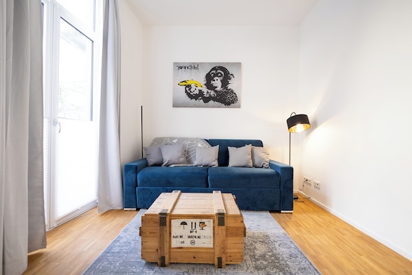 Ko-living - Banksy Suite | In The Center | Up To 4 Pers. | Washing Machine - Halle