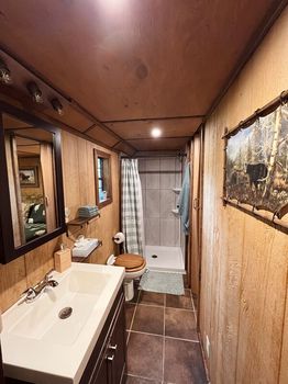 Kentucky Dam Village, Gilbertsville airbnb, hotels and vacation rentals