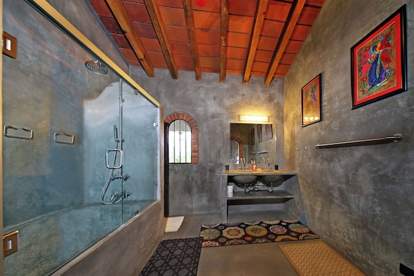 Charming Casita. Private, Secure With Pickle Ball And Basketball Half-court. - Sayulita