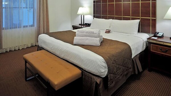 Diamond Resorts Los Abrigados Resort & Spa - 2 Bedroom Family - Sedona, AZ