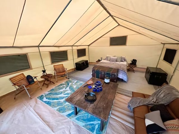 Luxurious Safari Tent At Frontier Town - État de New York
