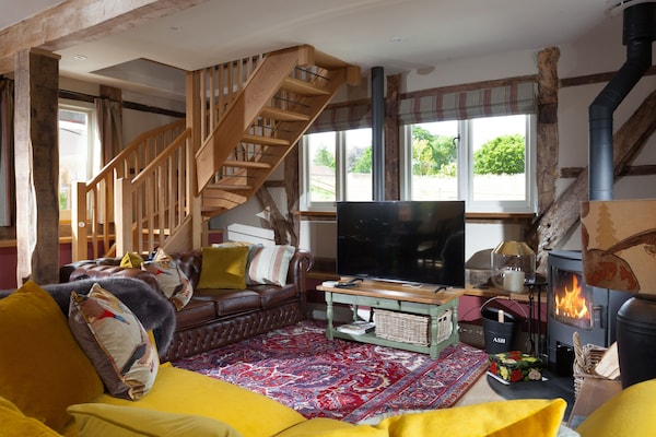 The Byre -  A Beautiful Converted Barn In Shropshire Sleeping 6 Guests - Much Wenlock