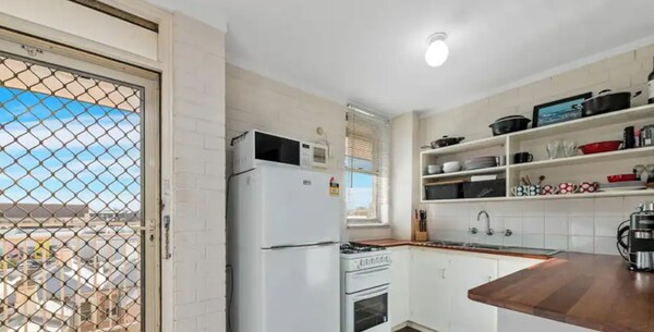 Lovely 1 Br In The Heart Of Fremantle With Parking - East Fremantle