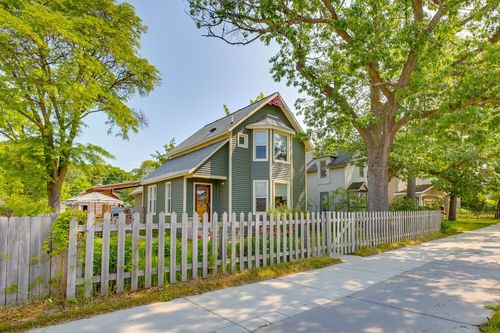 Enjoy the best cottages near Traverse City, MI by cozycozy