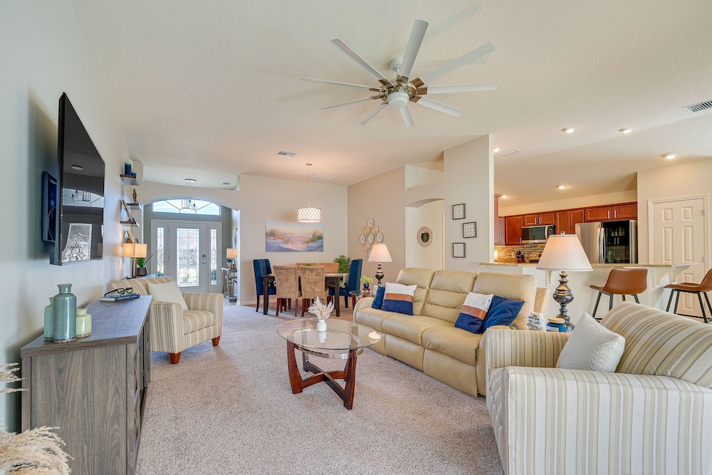 The Villages Home W/ Private Lanai & Shared Pools! - Wildwood, FL