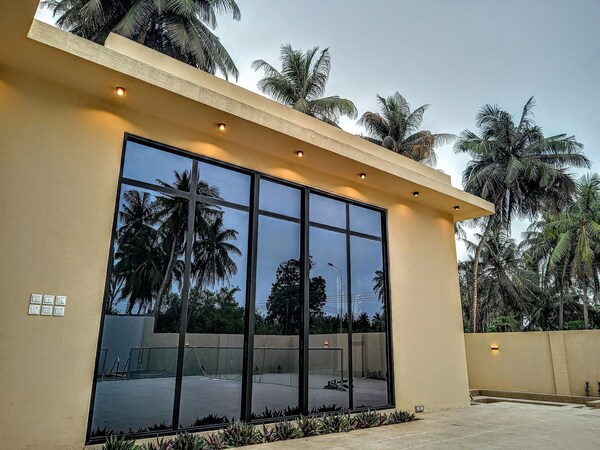 A Small Chalet At Hart Of Salalah Between Coconut Farms With A Private Pool - Selale