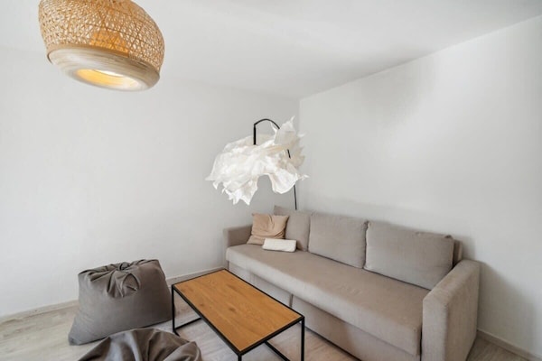 Cozy Apartment In A Quiet Residential Oasis - Aéroport de Zurich (ZRH)