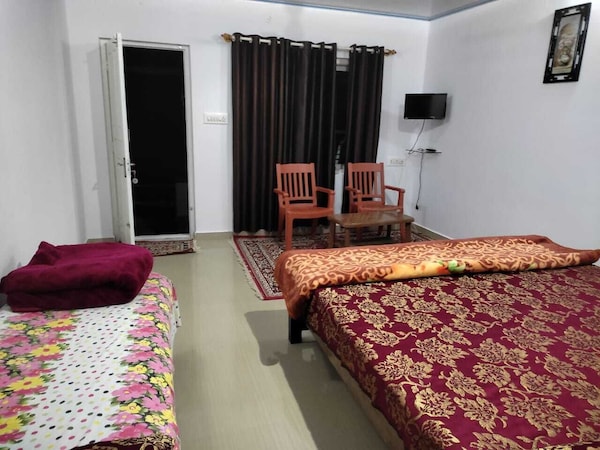 Luxury Cottages In Virajpet For Parties And Gatherings - Kodagu