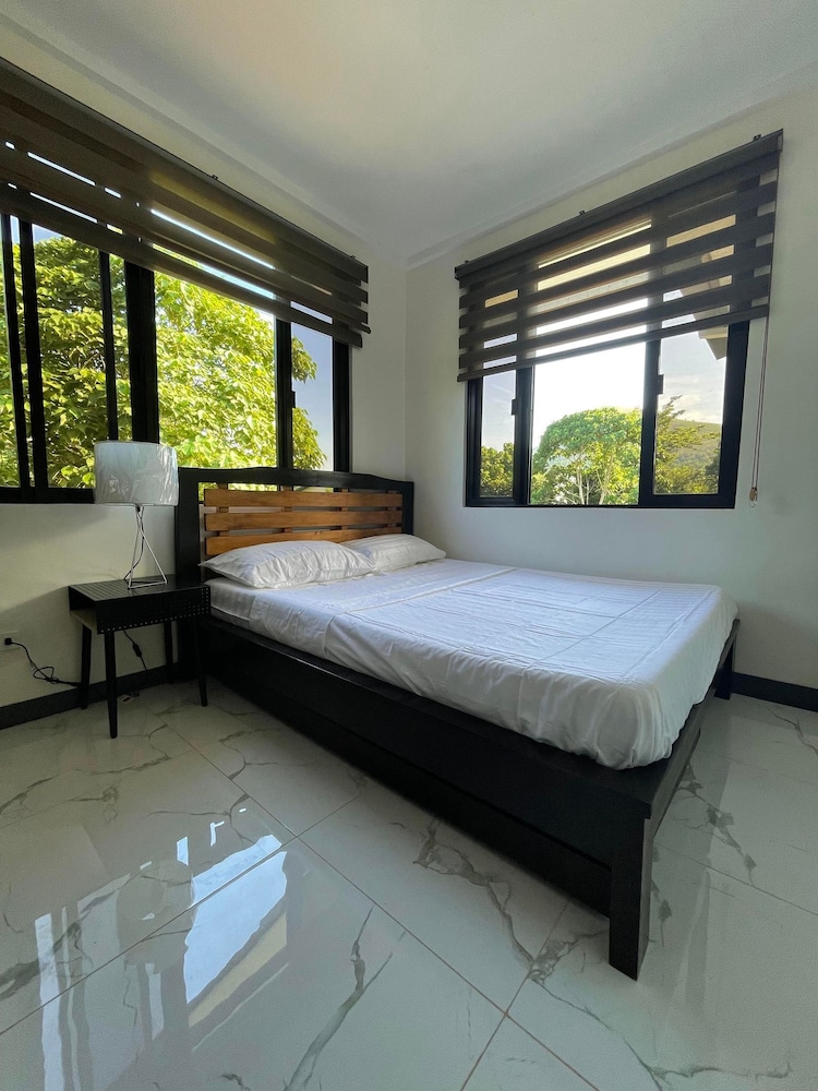 ✔6bdr House ✔For Families ✔Couples ✔Group Of Freinds ✔Quiet ✔Secured - Coron