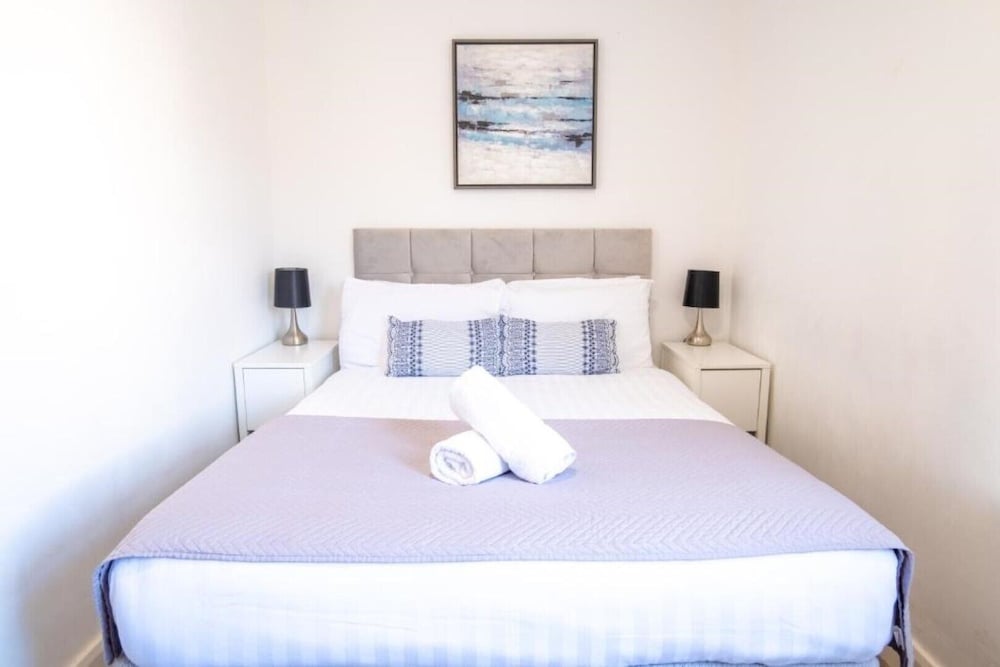 Westcliffe Apartments One Bedroom Apartments Sleeps 2 .B - Southport