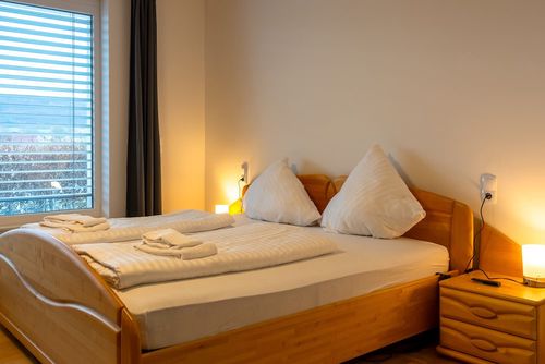 Vacation rentals & Airbnbs in Minden cozycozy