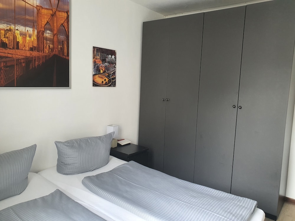 Schw 3 Deluxe Apartment - Ottobrunn