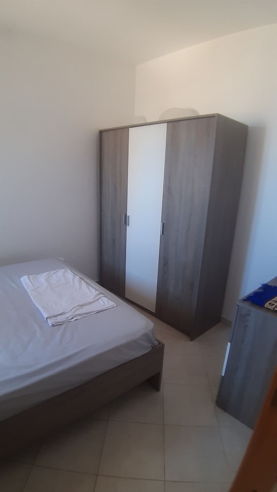 Air-conditioned Apartment For Rent - Al Hoceima