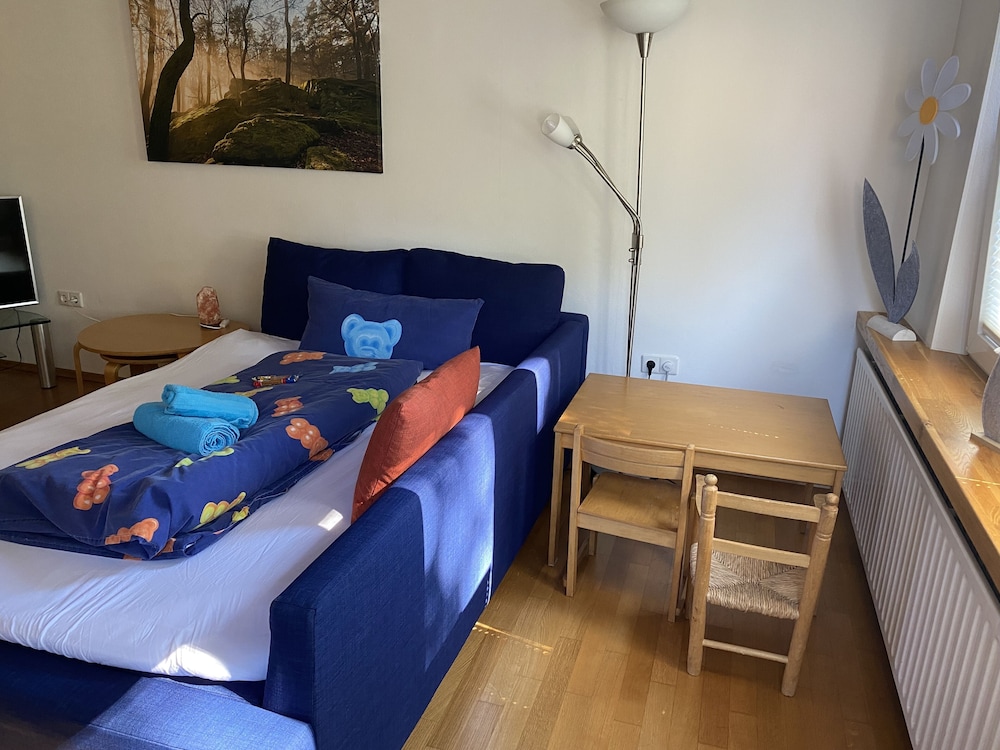 Apartment In The Beautiful Palatinate In The Asparagus Village Of Dudenhofen - Spire