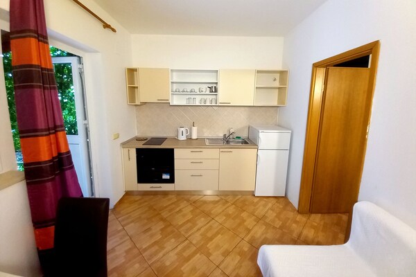 One Bedroom Apartment With Terrace Mlini, Dubrovnik (A-10269-b) - Srebreno