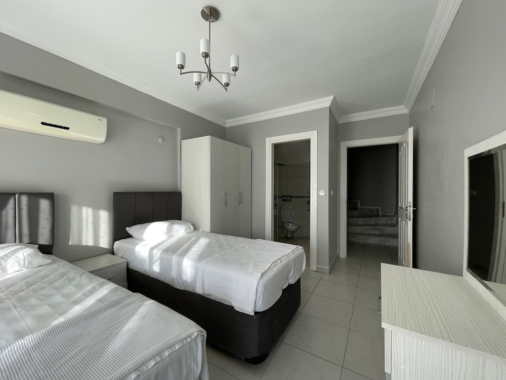 Orka Royal Hills Apartments E2 Private Entrance - Ovacık