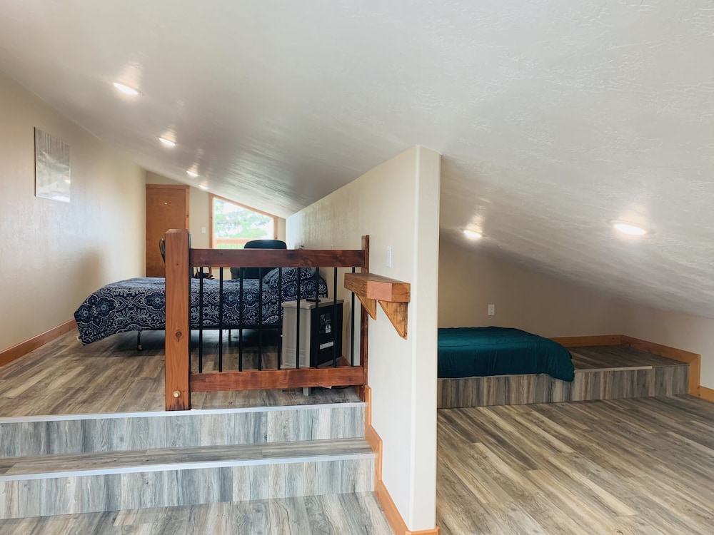Vrbo Unit In Private Home, In Town With Ocean Views - Homer, AK