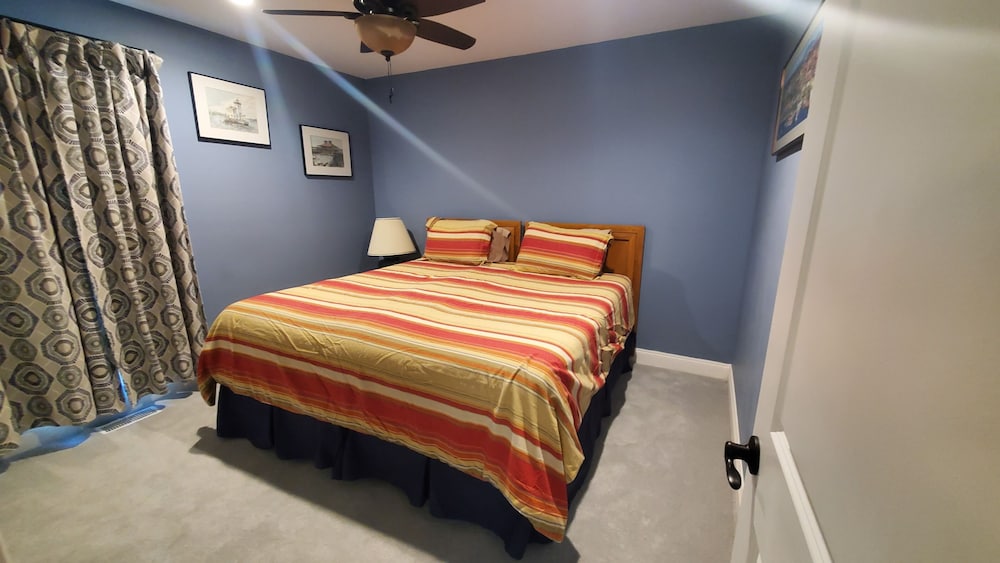 Completely Remodeled 2 Bedroom, 2 Bath Condo, Walking Distance Pinehurst Resort. - Pinehurst, NC