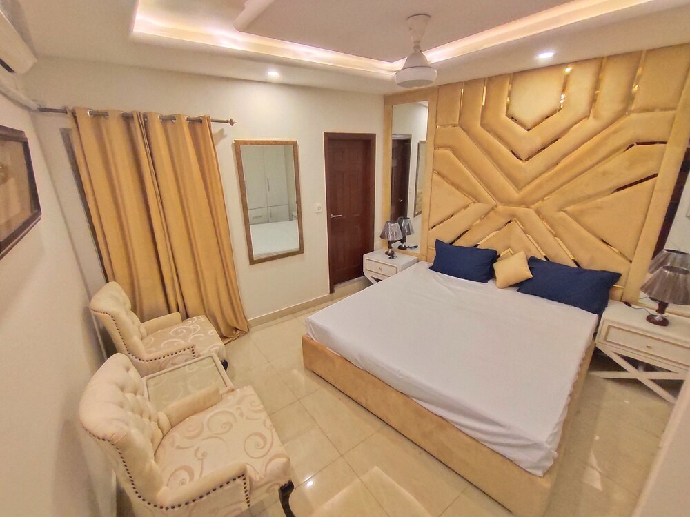 Luxurious & Cozy 1bhk Apartment,wifi+smart Tv - 이슬라마바드