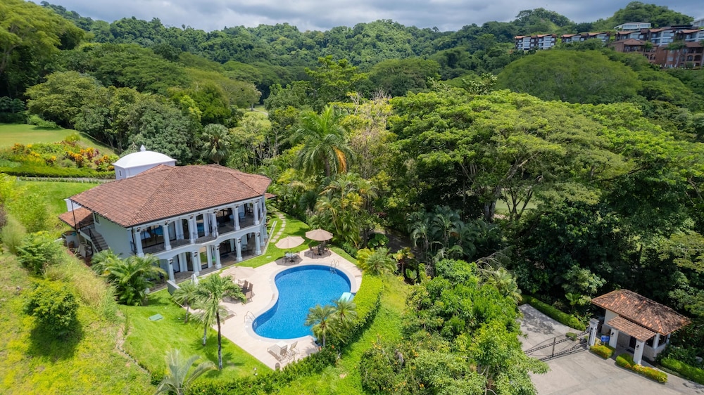 Casa Patron 6 Bdr Private Home With Pool And Game Room - Costa Rica
