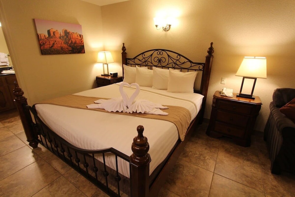 Experience Sedona In This 2-bedroom Resort - Sedona, AZ