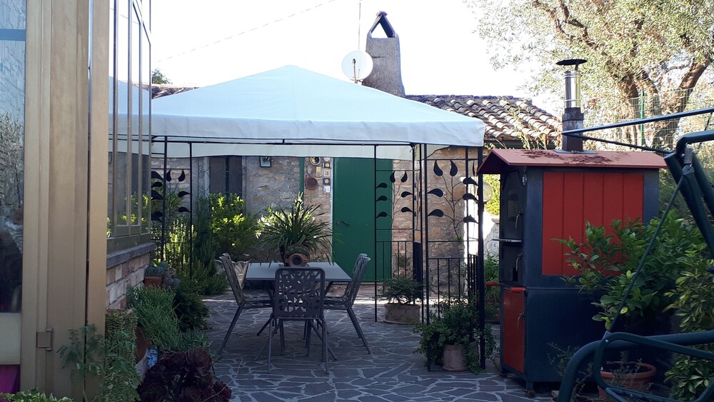 Home Sweet Home With Panoramic Garden - Bastia Umbra