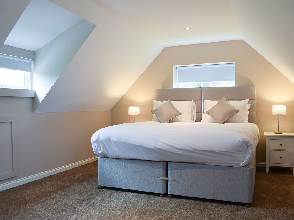 3 Bedroom Accommodation In Aberfoyle - Loch Lomond, United Kingdom