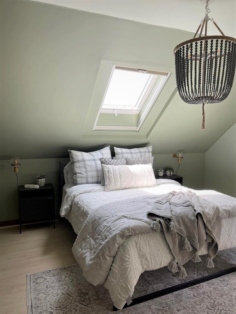 Cheerful, Modern 2 Bedroom Loft Apartment On The Coast Of Maine - Owls Head State Park, Owls Head