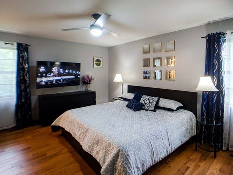 Find cheap vacation rentals in Olathe, KS cozycozy