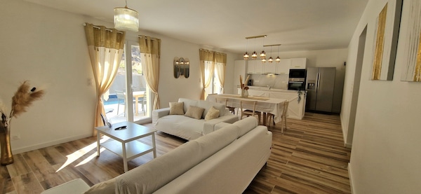 Villa, Heated Swimming Pool, Air Conditioning, Wifi, River 1km, Beach 6km, 4 Bedrooms - Galeria