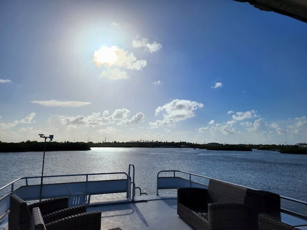 Great View In Private Marina ! <Br>no Regrets - Stock Island, FL
