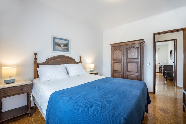 Appartement \"Cabo De Sagres -2 Bedroom Apartment\" Avec Vue Sur La Mer, Terrasse Et Wi-fi. - Sagres