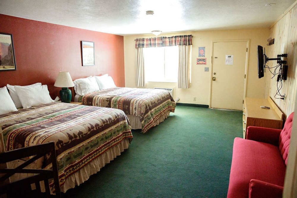 0130) Candy Suite 130 - Fremont Indian State Park and Museum, Sevier