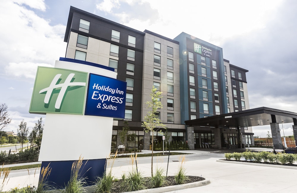 Holiday Inn Express & Suites Toronto Airport South, An Ihg Hotel - Centennial Park