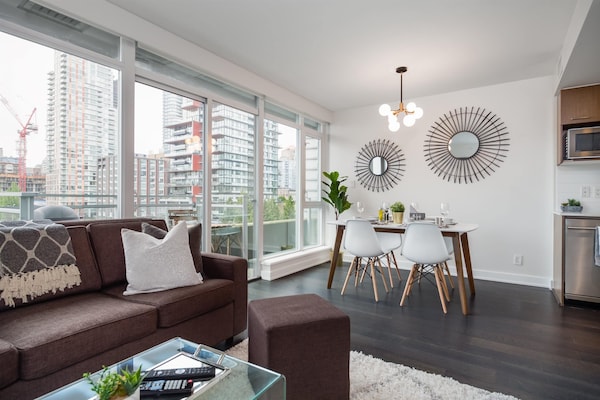 Luxury Apartment Yaletown Downtown Vancouver - Richmond, BC, Canada