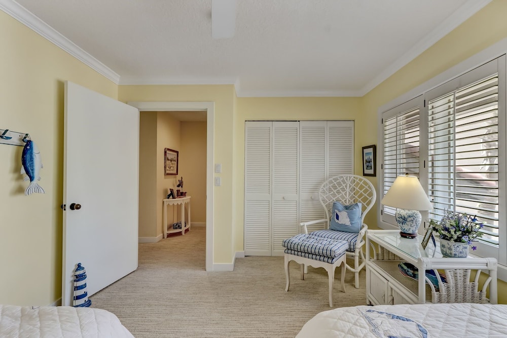 Fabulous Oceanfront Windsong Townhome At Aip Resort - Jacksonville, FL