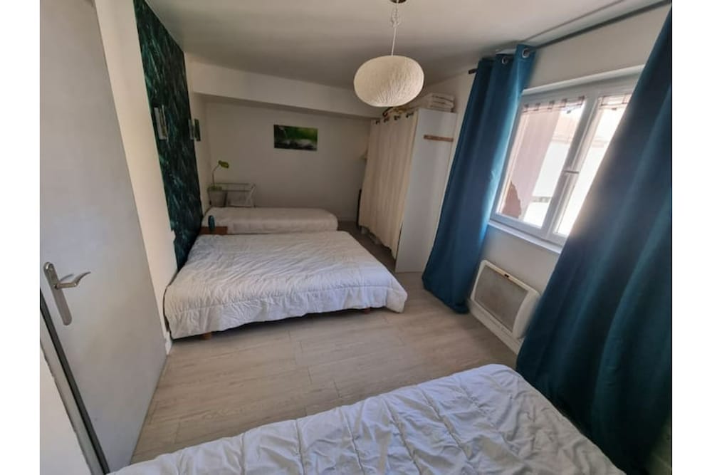 Nice Apartment. 2 To 8 People. 20 Min From Futuroscope - Châtellerault