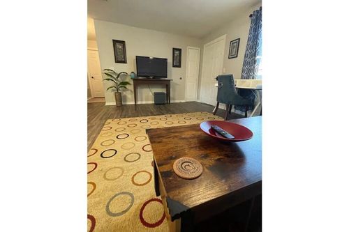 Looking for weekly rentals in Ocala, FL? Choose cozycozy!